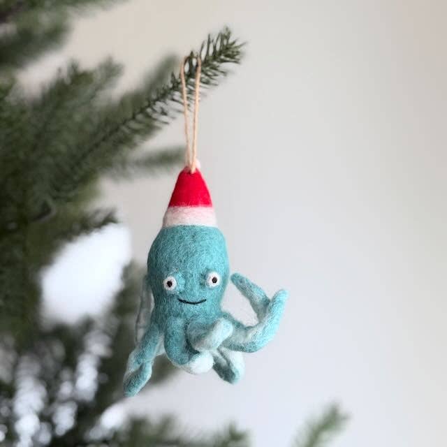 Felt Ornament - Octopus with Xmas Hat