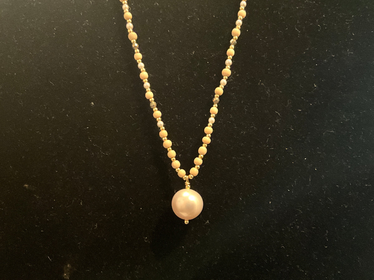 Sandalwood White Pearl Necklace