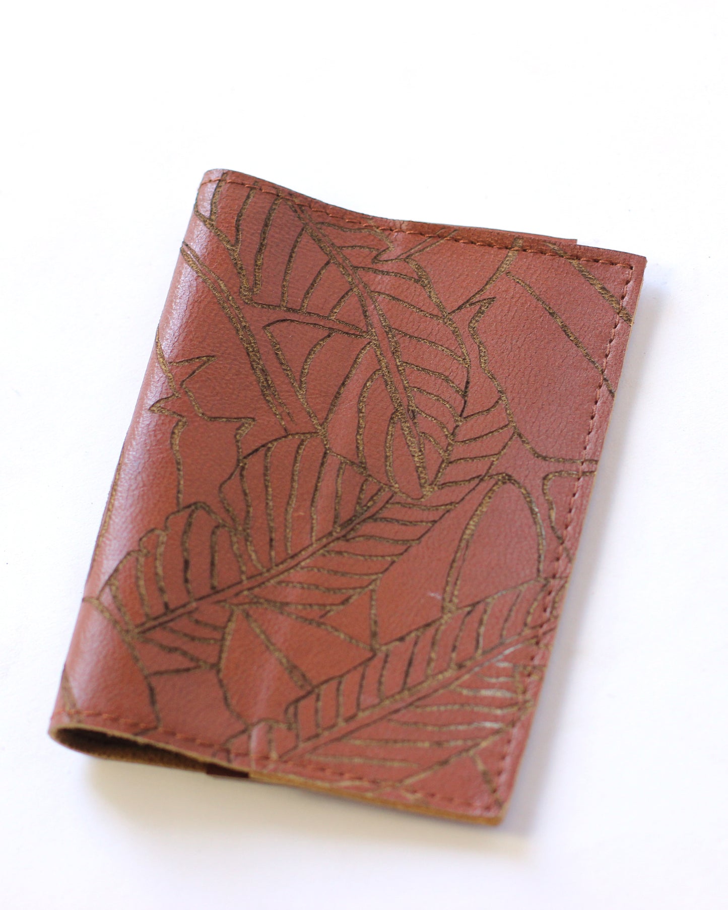 Leather Passport Holder | Alola Maui Banana Leaf