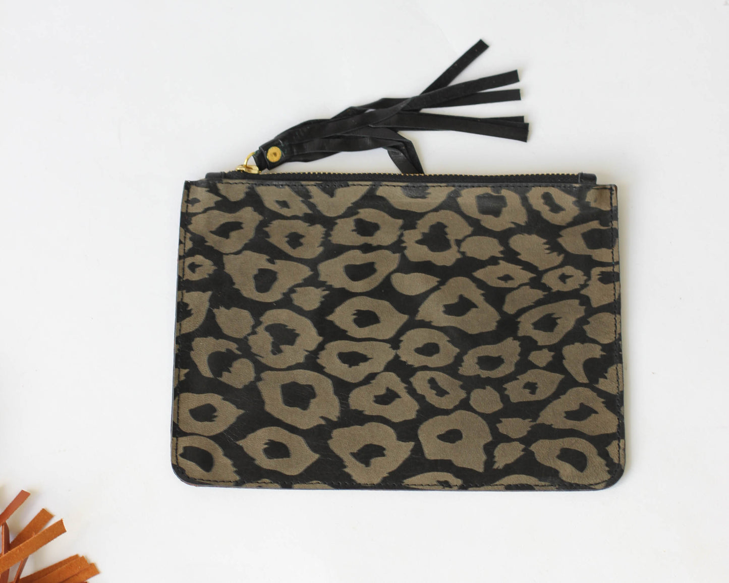 Mimi Wild | Leather mini-pouch | Cheetah print in assorted colors