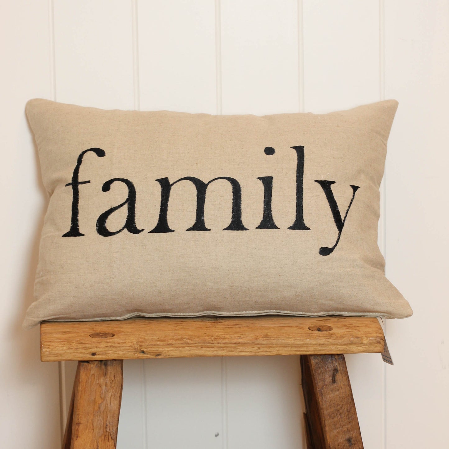 Maka Sea Linen Rectangle Pillow (Small) | 'Ohana and Family (Two-sided)