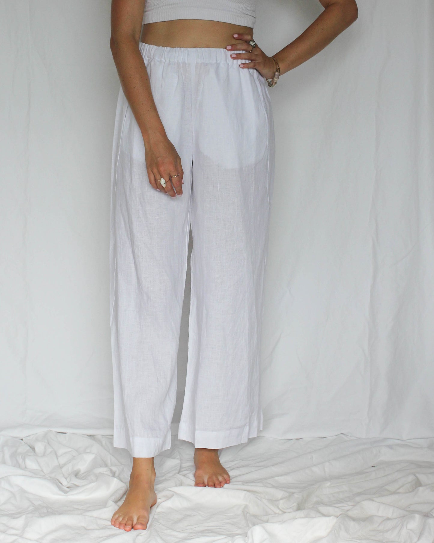 Bu Tiki Coco Linen Cropped Pants