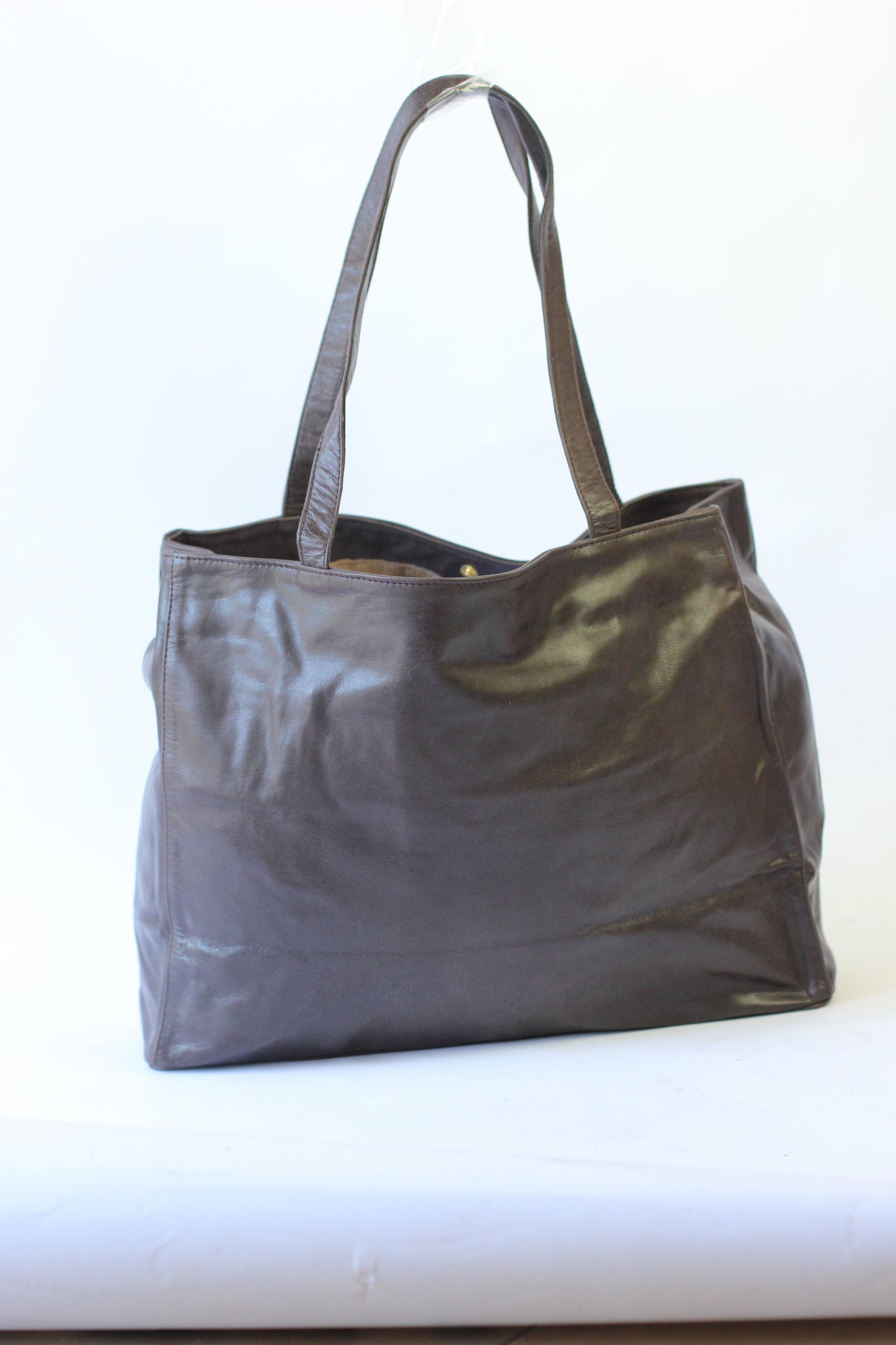 Lynda leather tote | Assorted colors